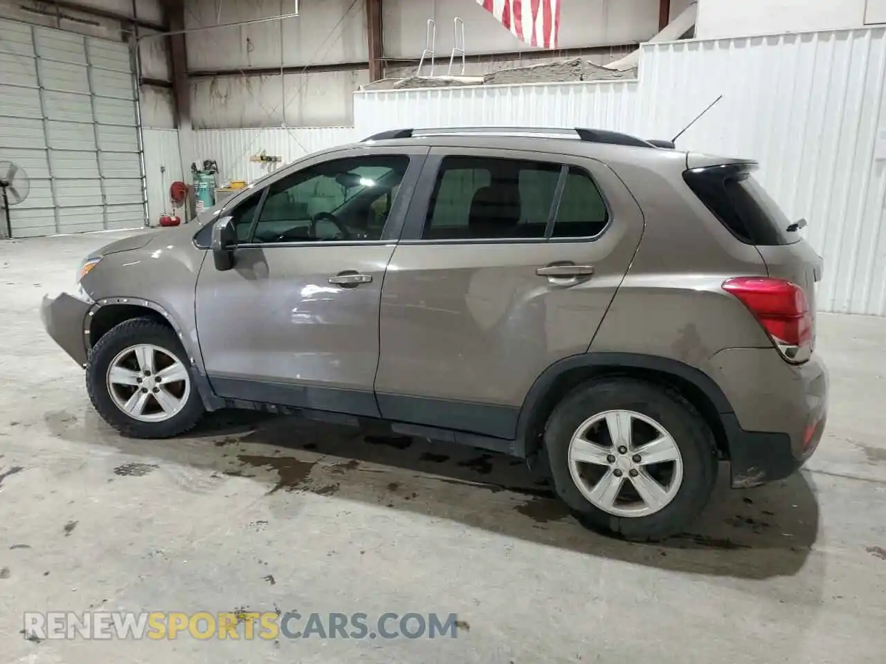 2 Photograph of a damaged car KL7CJLSB0MB309369 CHEVROLET TRAX 2021