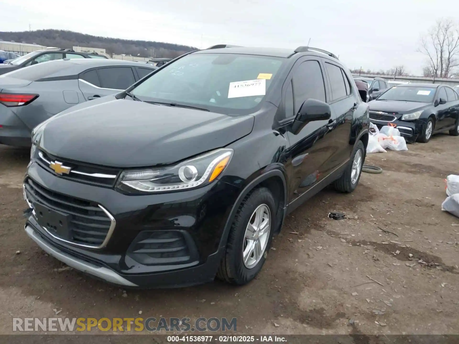 2 Photograph of a damaged car KL7CJLSB0MB312255 CHEVROLET TRAX 2021