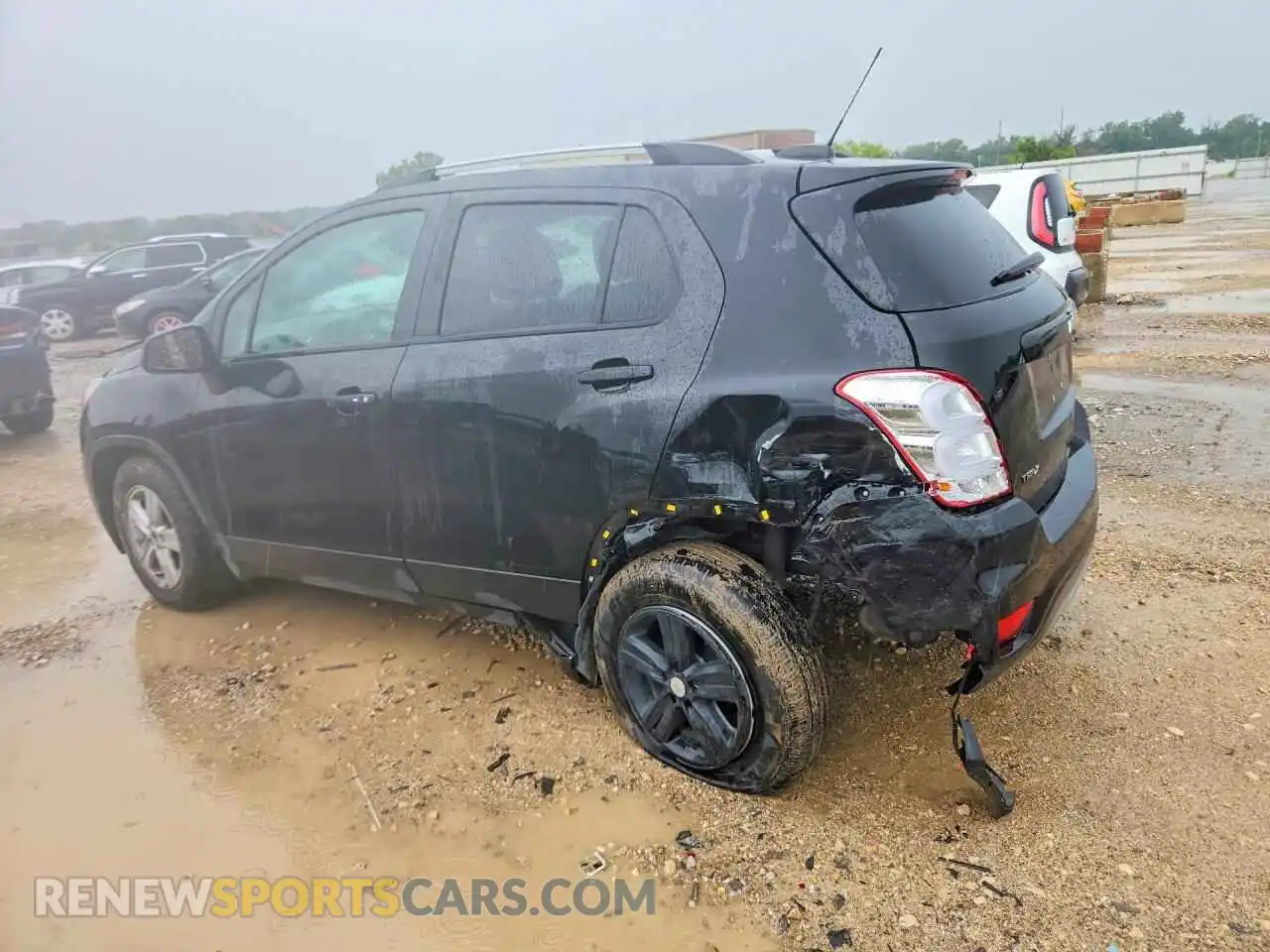 2 Photograph of a damaged car KL7CJLSB0MB324714 CHEVROLET TRAX 2021