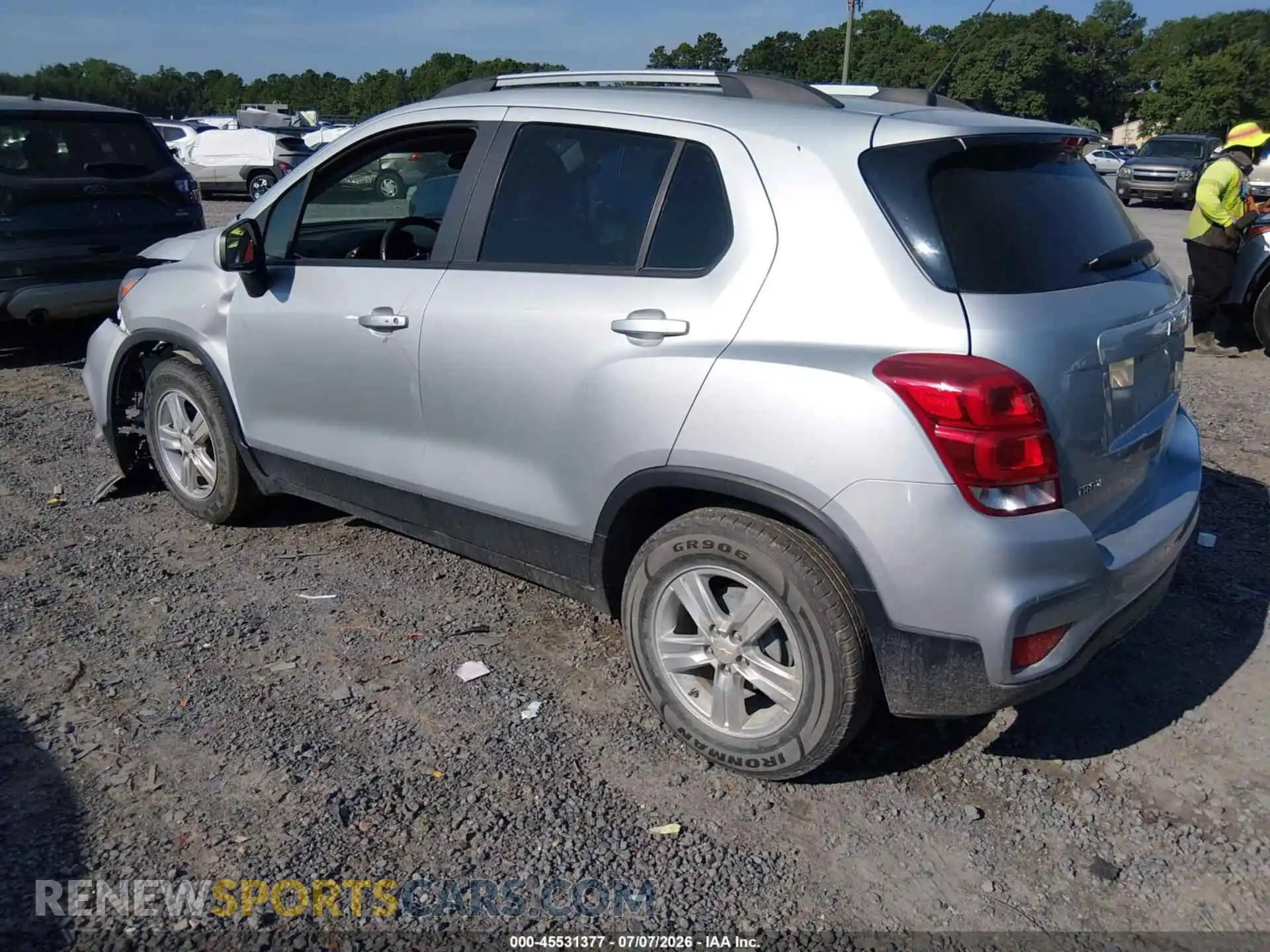 3 fotografías del automóvil dañado KL7CJLSB1MB317674 CHEVROLET TRAX 2021