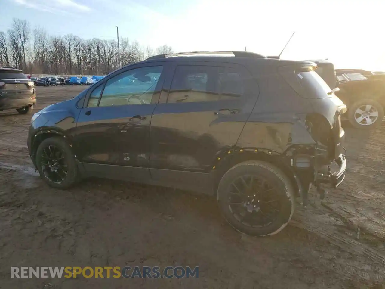 2 Photograph of a damaged car KL7CJLSB2MB310376 CHEVROLET TRAX 2021