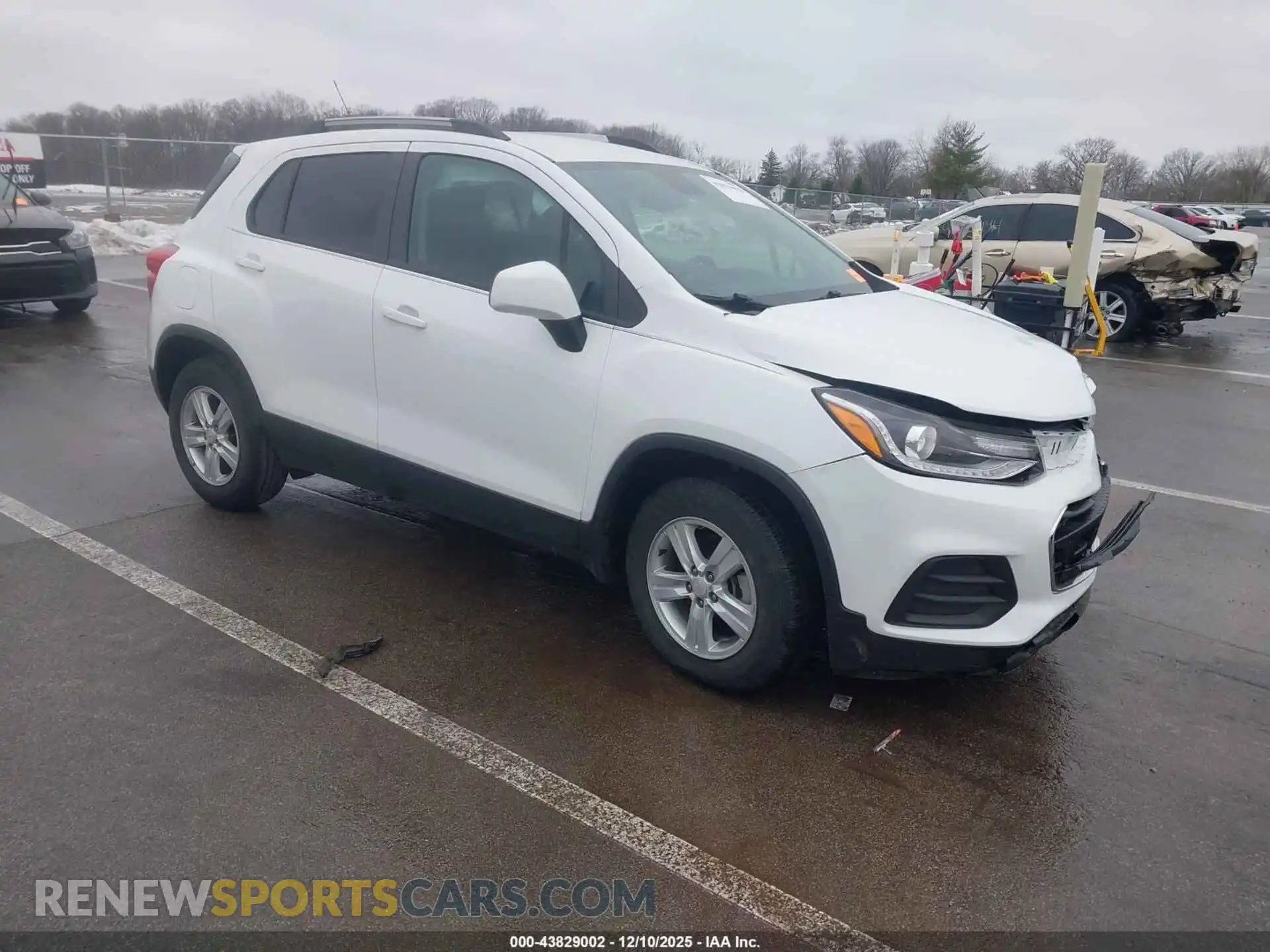 1 Photograph of a damaged car KL7CJLSB2MB310409 CHEVROLET TRAX 2021