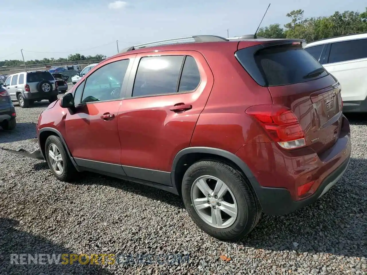 2 Photograph of a damaged car KL7CJLSB2MB315366 CHEVROLET TRAX 2021