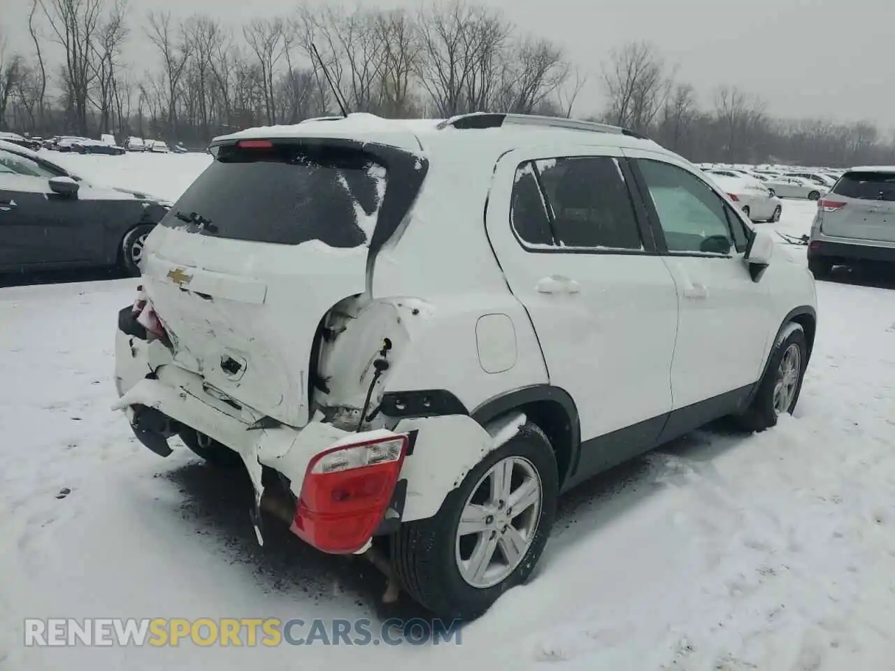 3 Photograph of a damaged car KL7CJLSB2MB326433 CHEVROLET TRAX 2021