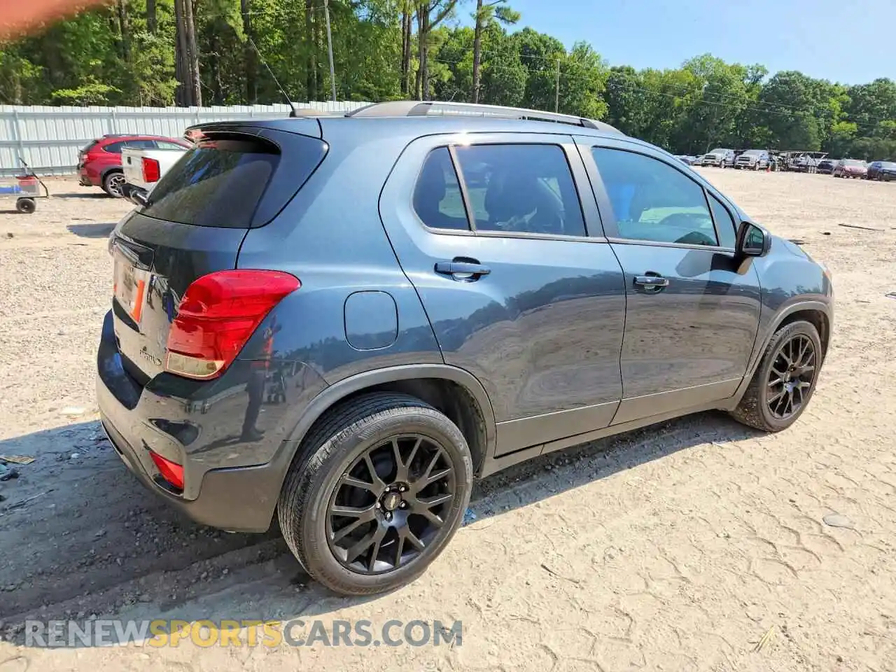 3 Photograph of a damaged car KL7CJLSB2MB343149 CHEVROLET TRAX 2021