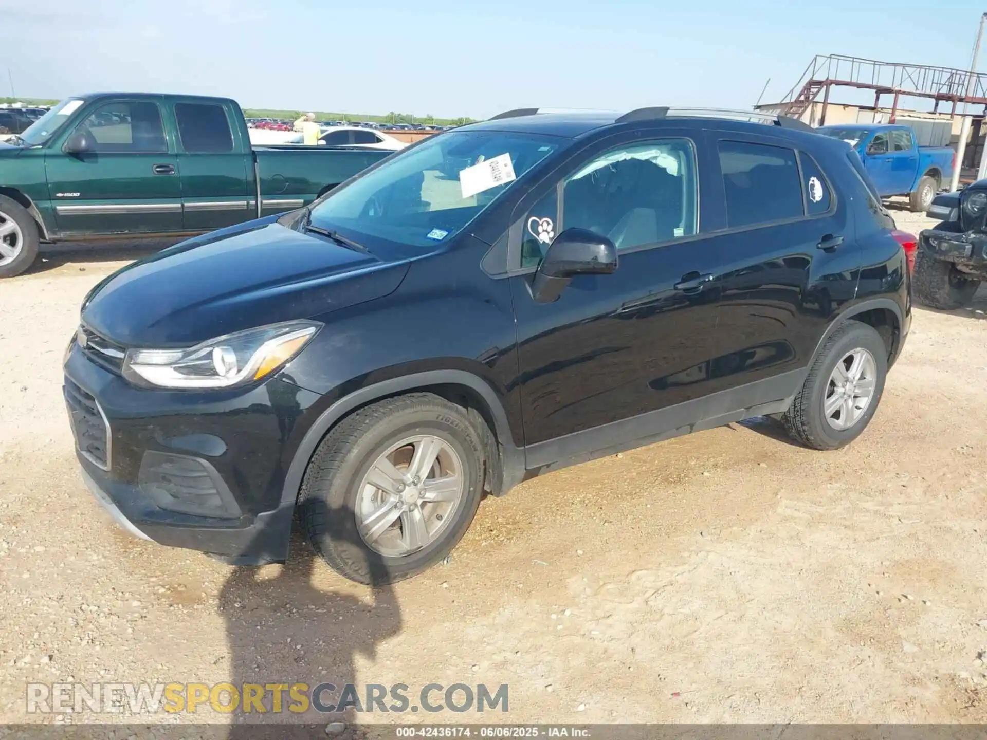2 fotografías del automóvil dañado KL7CJLSB2MB346780 CHEVROLET TRAX 2021