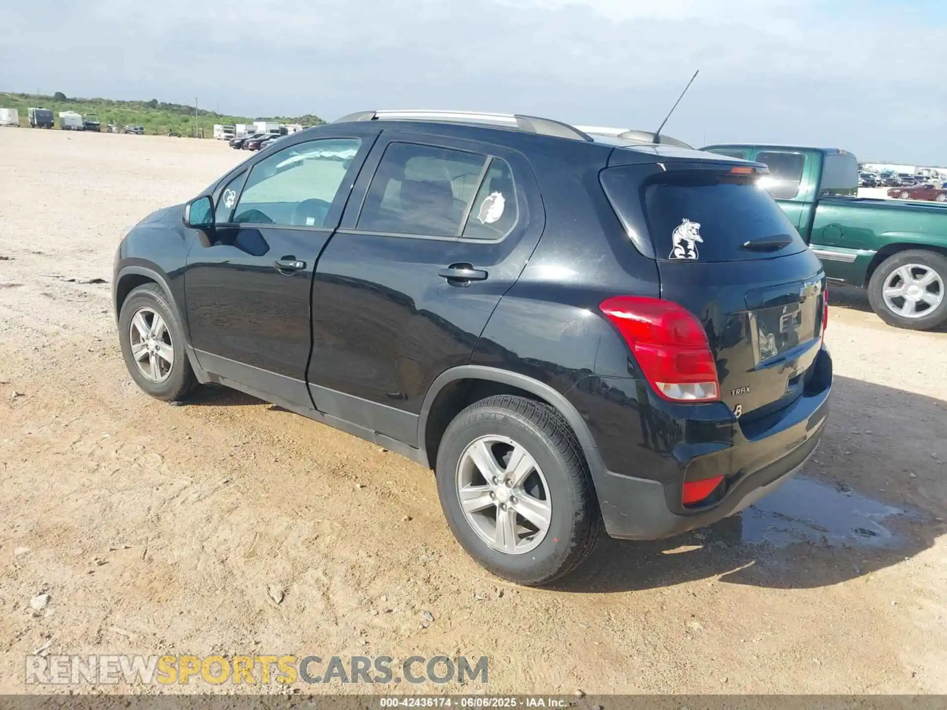 3 fotografías del automóvil dañado KL7CJLSB2MB346780 CHEVROLET TRAX 2021