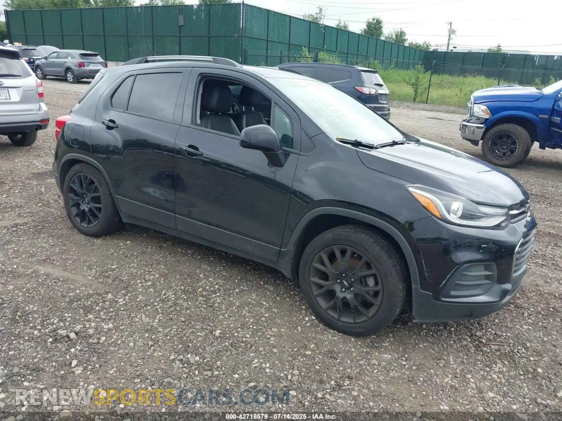 1 Photograph of a damaged car KL7CJLSB3MB309740 CHEVROLET TRAX 2021
