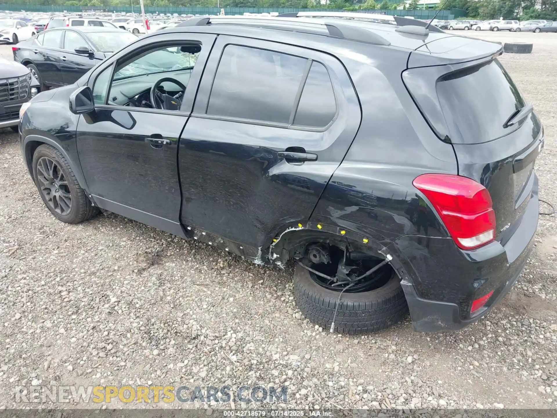 3 Photograph of a damaged car KL7CJLSB3MB309740 CHEVROLET TRAX 2021