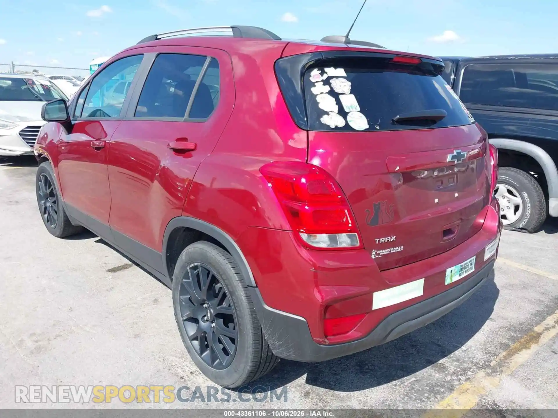 3 Photograph of a damaged car KL7CJLSB3MB317790 CHEVROLET TRAX 2021