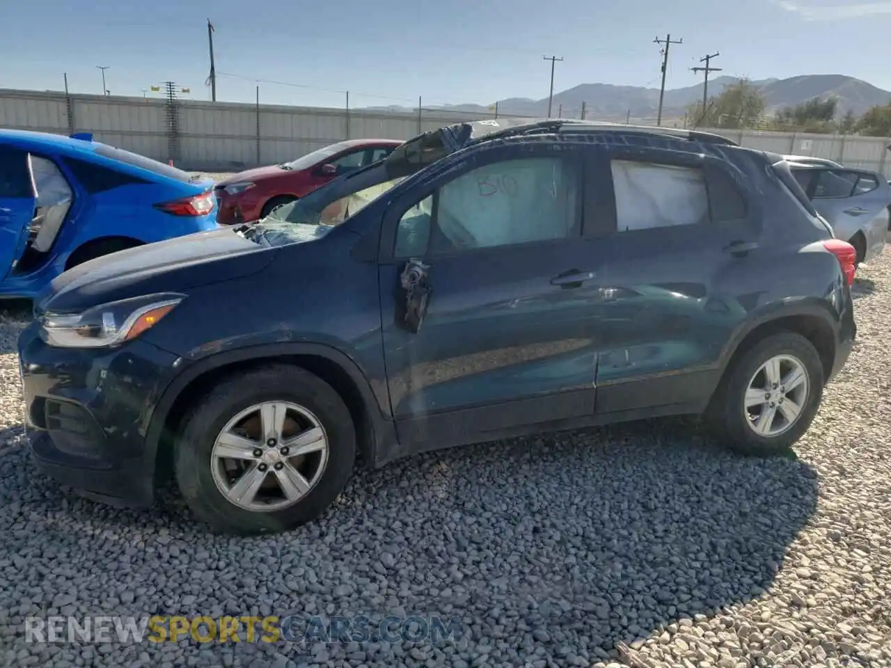 1 Photograph of a damaged car KL7CJLSB4MB327261 CHEVROLET TRAX 2021