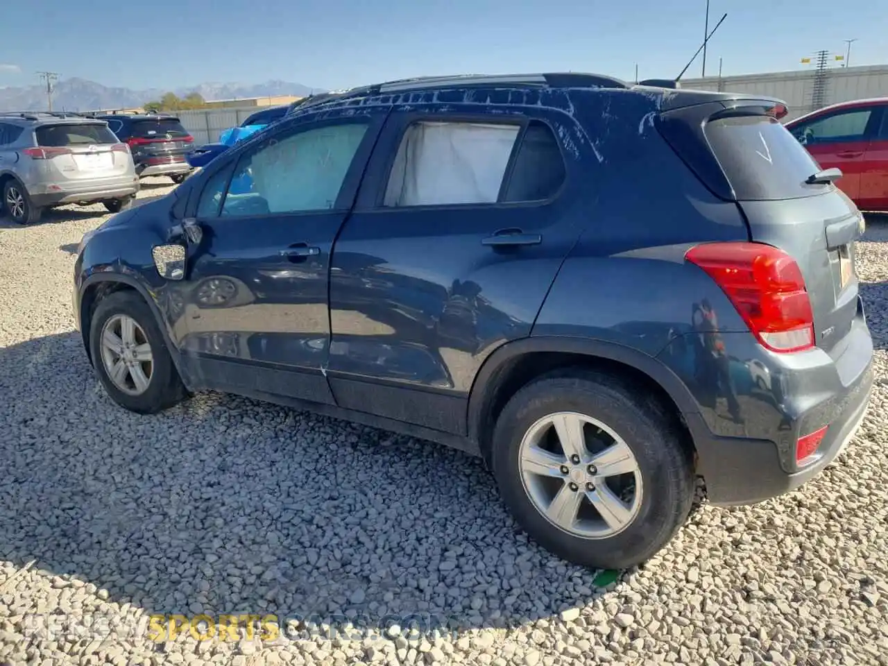 2 Photograph of a damaged car KL7CJLSB4MB327261 CHEVROLET TRAX 2021