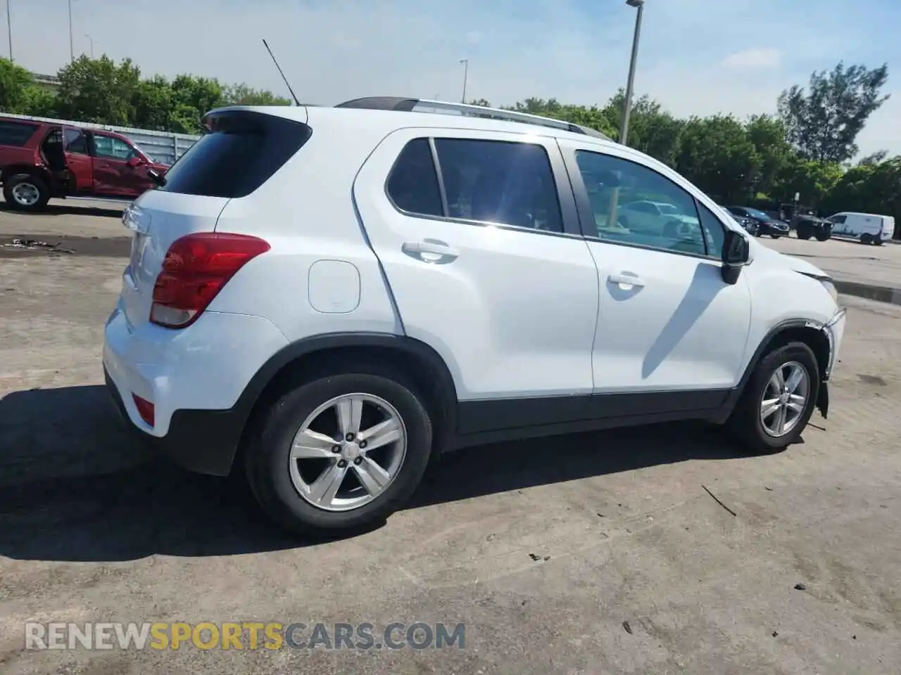 3 Photograph of a damaged car KL7CJLSB4MB329009 CHEVROLET TRAX 2021
