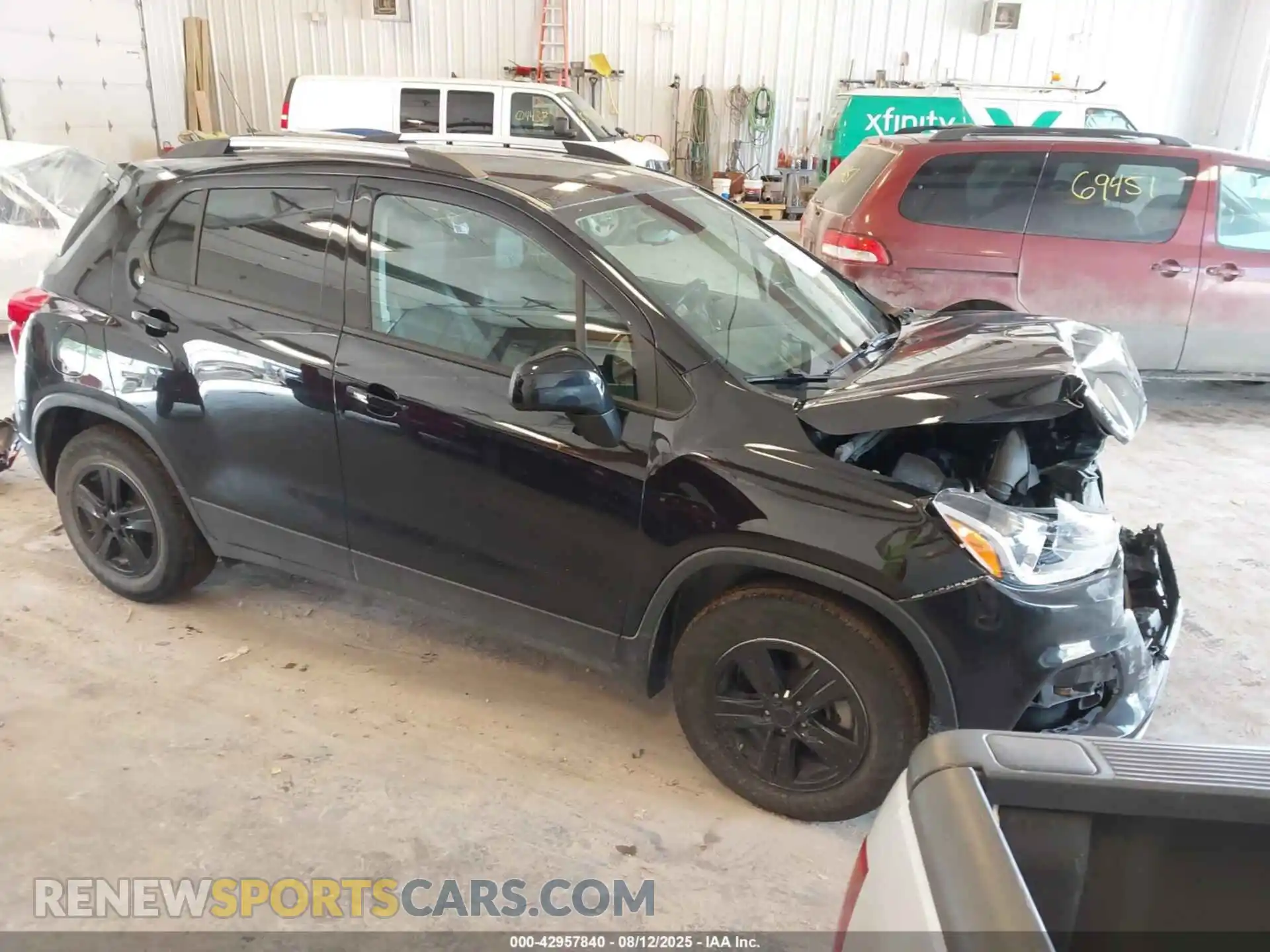 1 Photograph of a damaged car KL7CJLSB4MB330063 CHEVROLET TRAX 2021