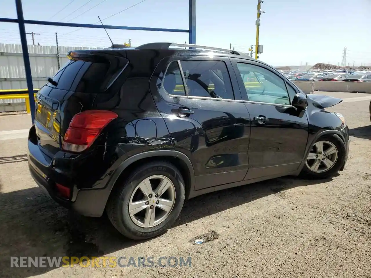 3 Photograph of a damaged car KL7CJLSB4MB337126 CHEVROLET TRAX 2021