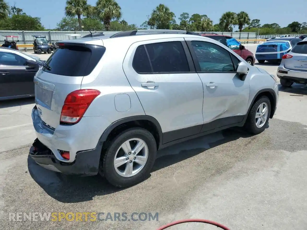 3 Photograph of a damaged car KL7CJLSB6MB328122 CHEVROLET TRAX 2021