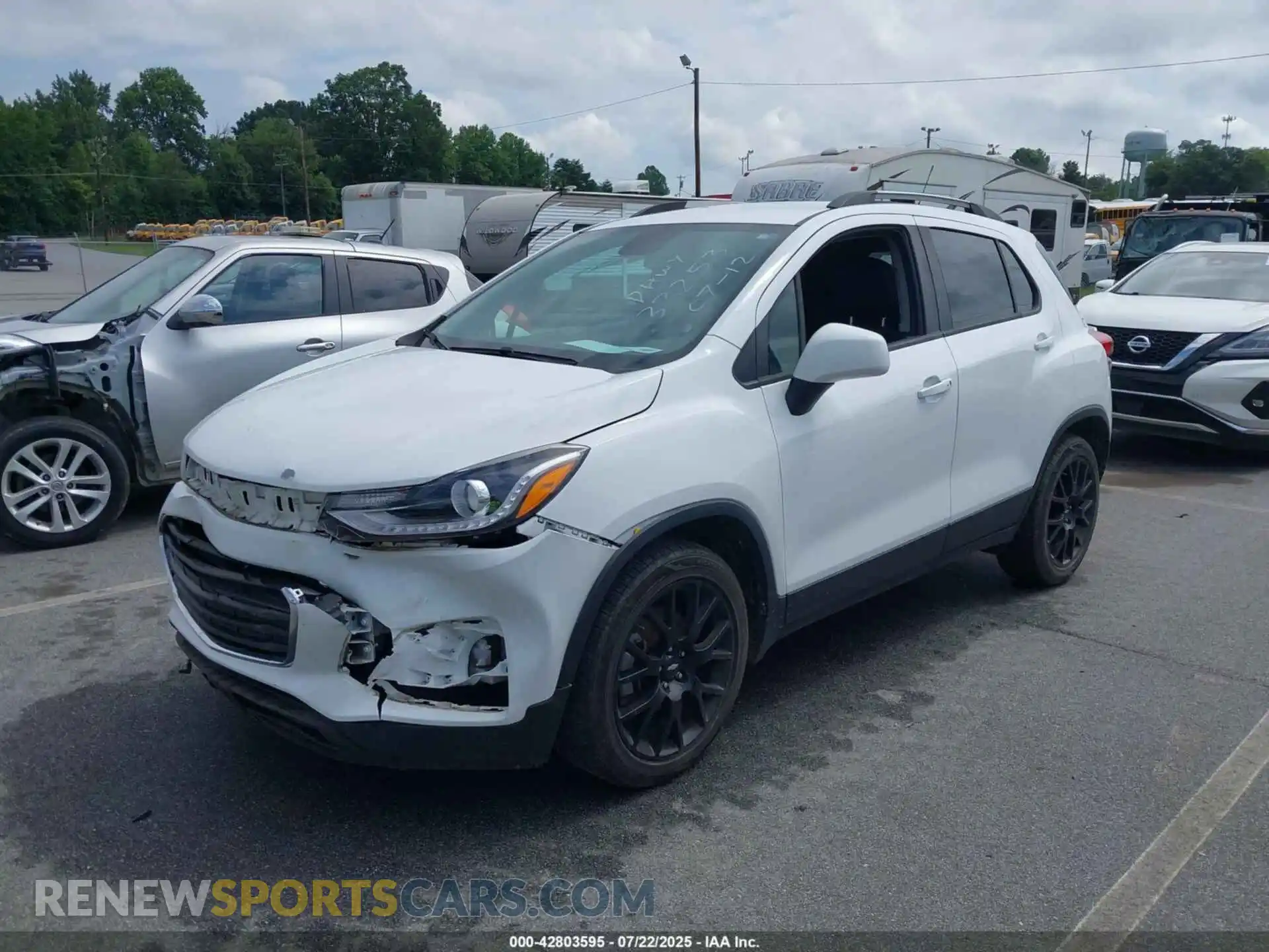 2 Photograph of a damaged car KL7CJLSB6MB353117 CHEVROLET TRAX 2021