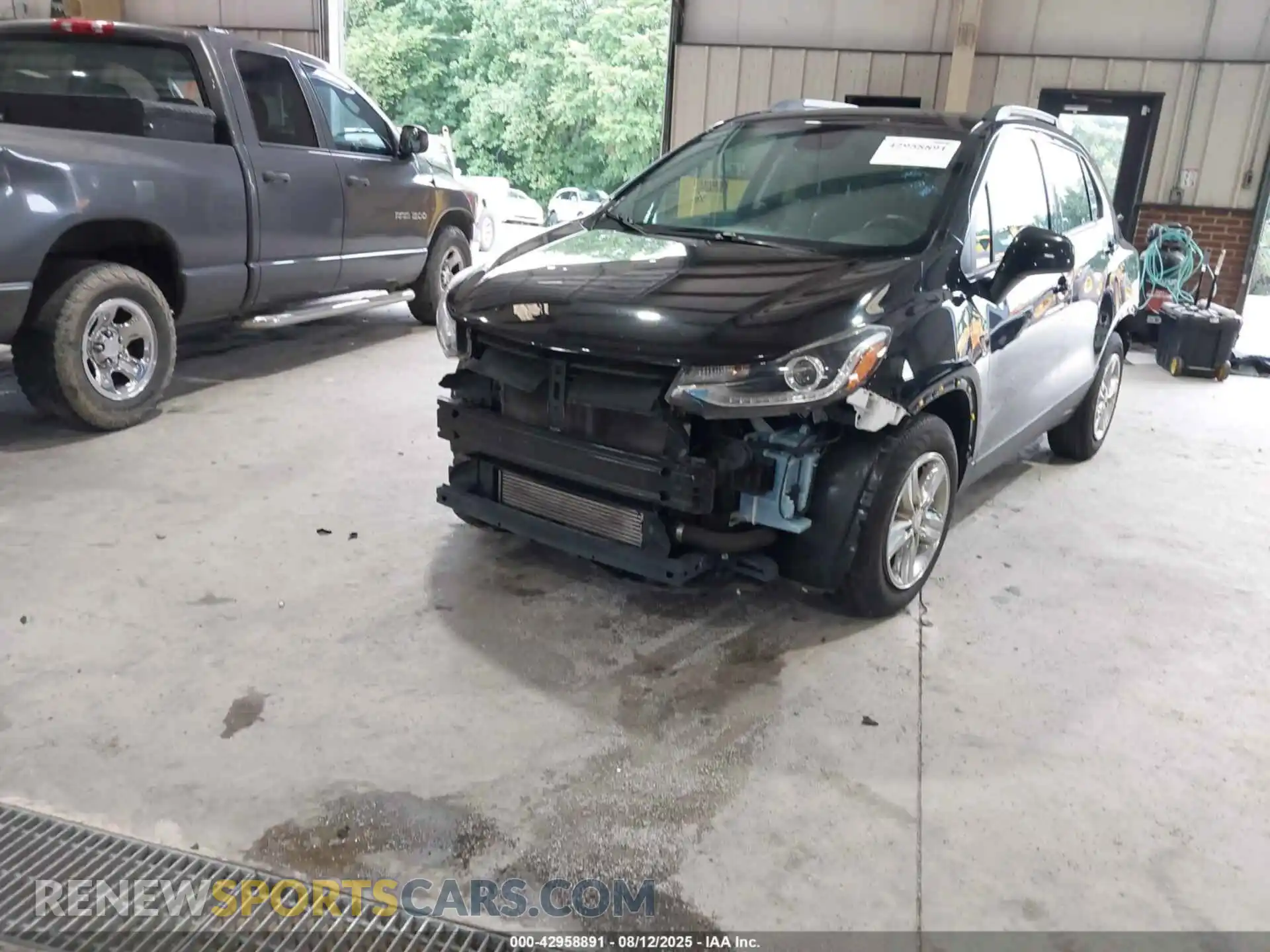 2 Photograph of a damaged car KL7CJLSB7MB327416 CHEVROLET TRAX 2021