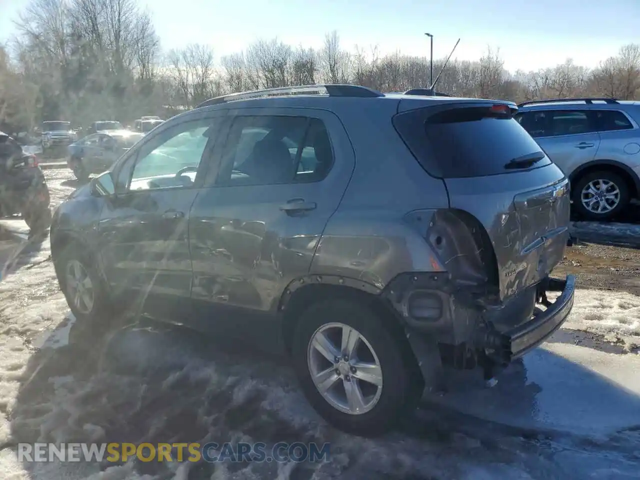 2 Photograph of a damaged car KL7CJLSB8MB326646 CHEVROLET TRAX 2021