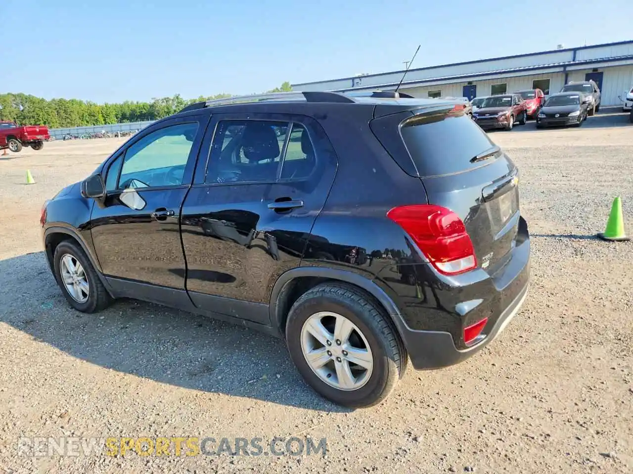 2 Фотография поврежденного автомобиля KL7CJLSB8MB329854 CHEVROLET TRAX 2021