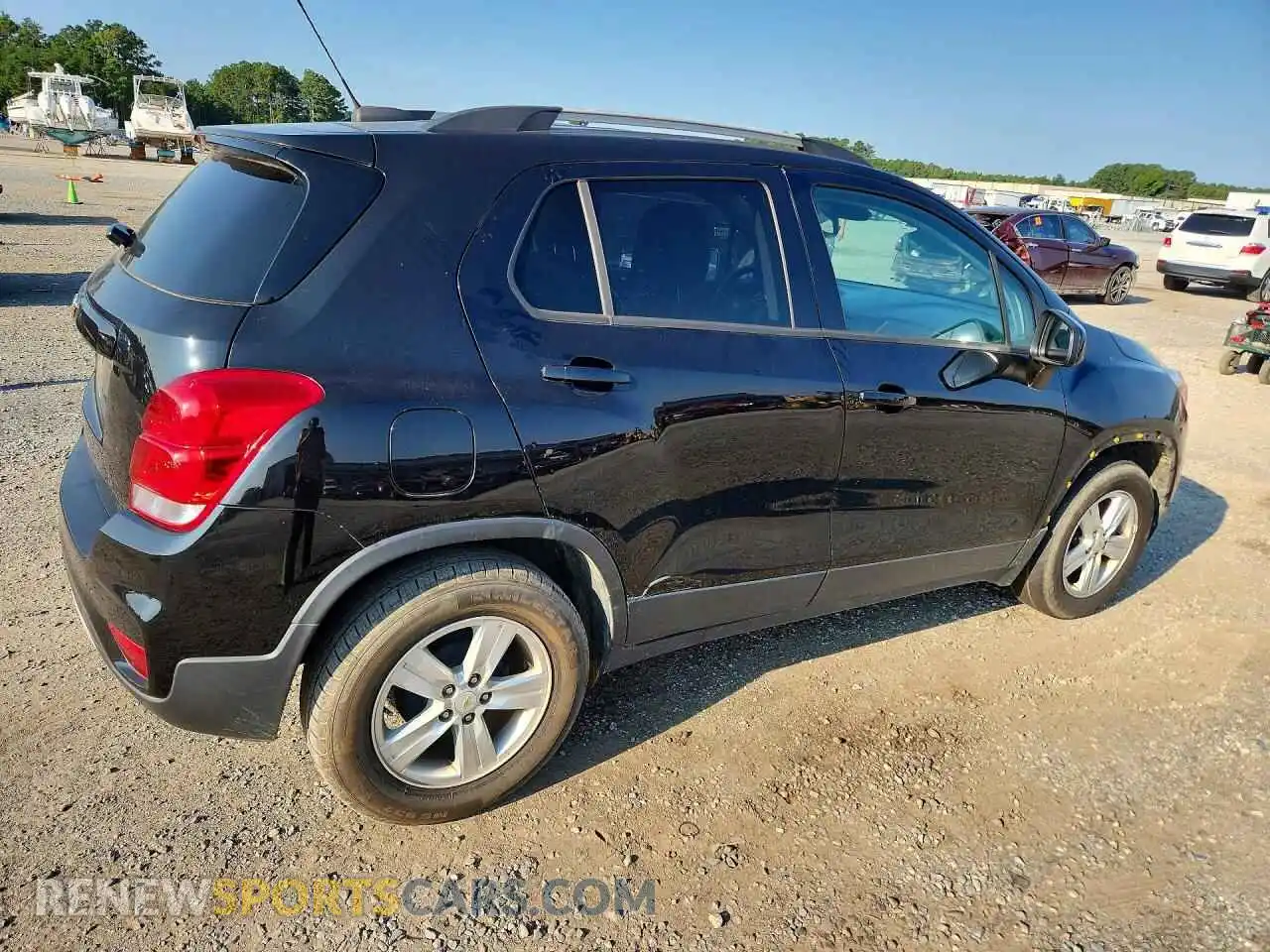 3 Фотография поврежденного автомобиля KL7CJLSB8MB329854 CHEVROLET TRAX 2021