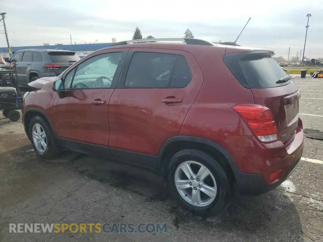 2 Photograph of a damaged car KL7CJLSBXMB320170 CHEVROLET TRAX 2021