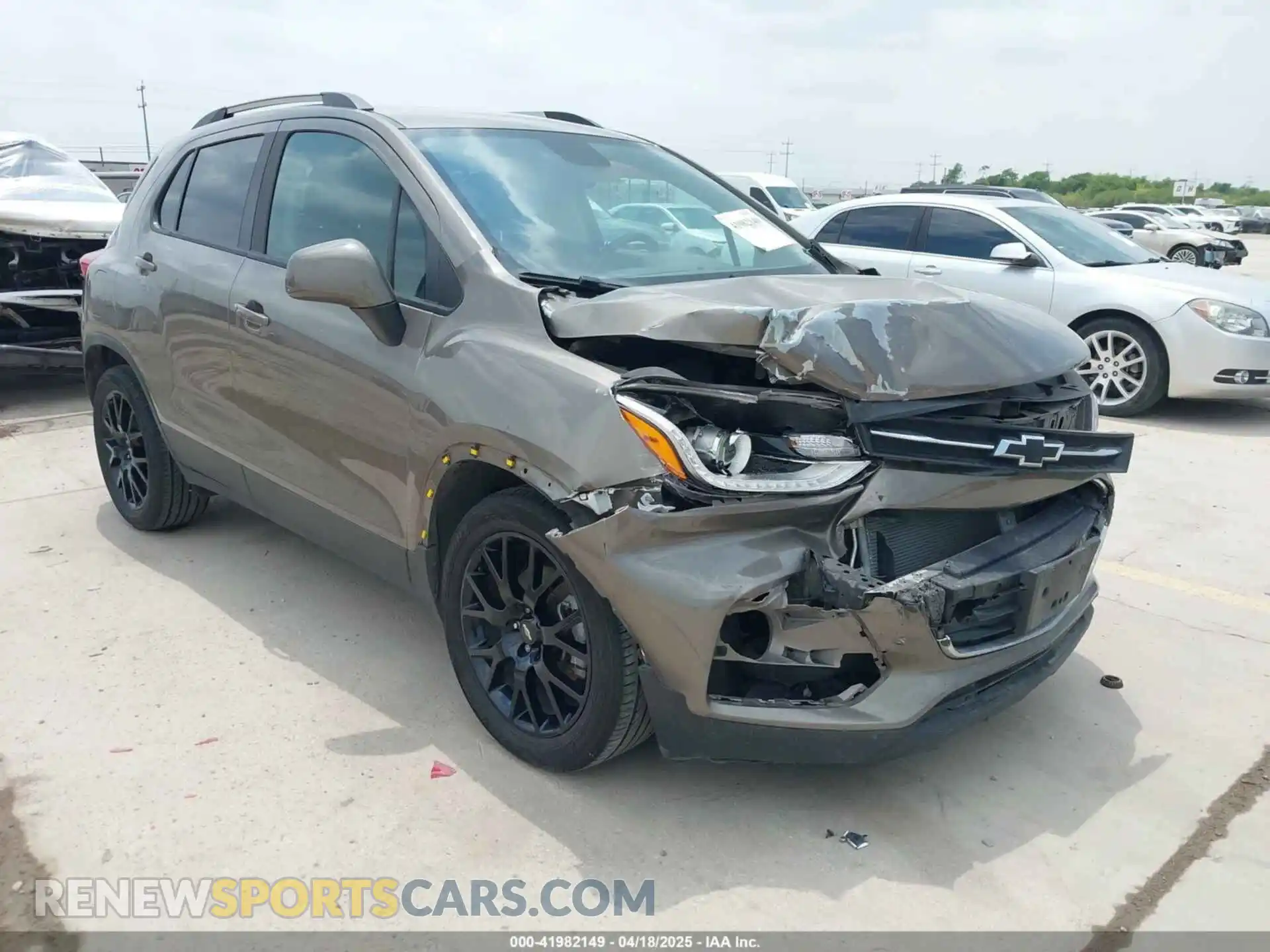 1 Photograph of a damaged car KL7CJLSBXMB359468 CHEVROLET TRAX 2021