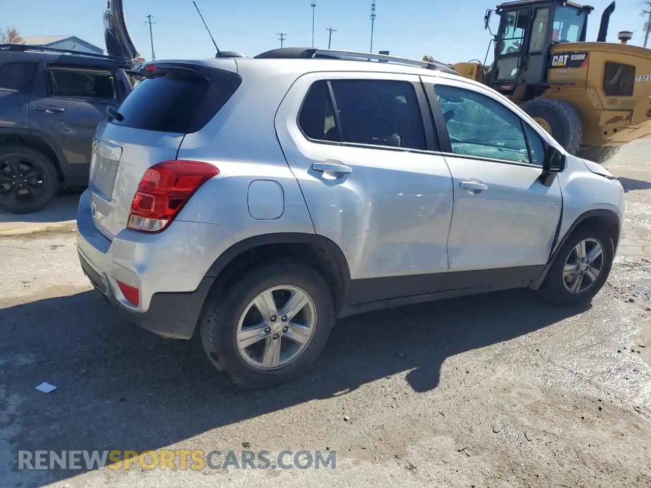 3 Фотография поврежденного автомобиля KL7CJLSM5MB368287 CHEVROLET TRAX 2021