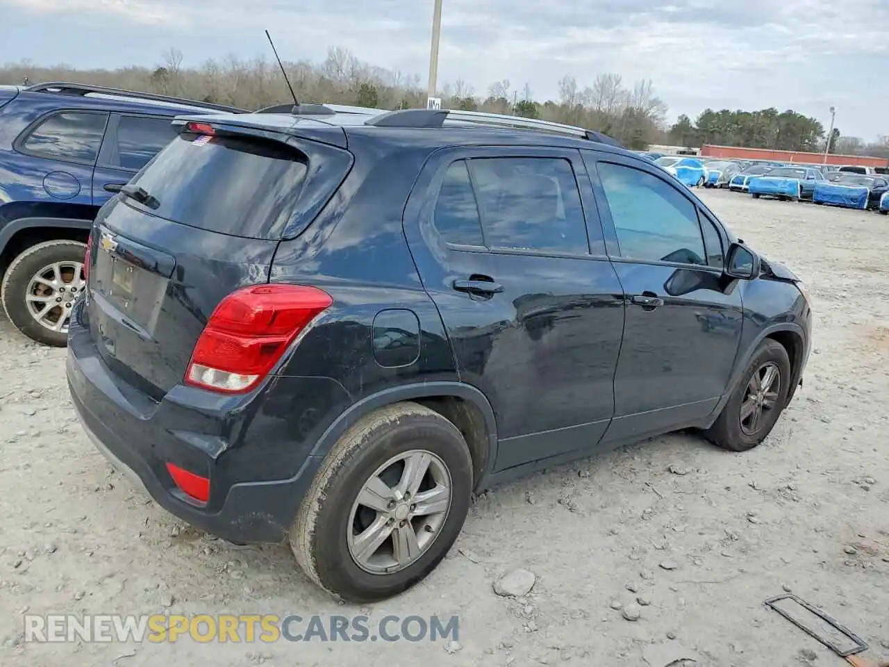 3 Photograph of a damaged car KL7CJLSM6MB368329 CHEVROLET TRAX 2021