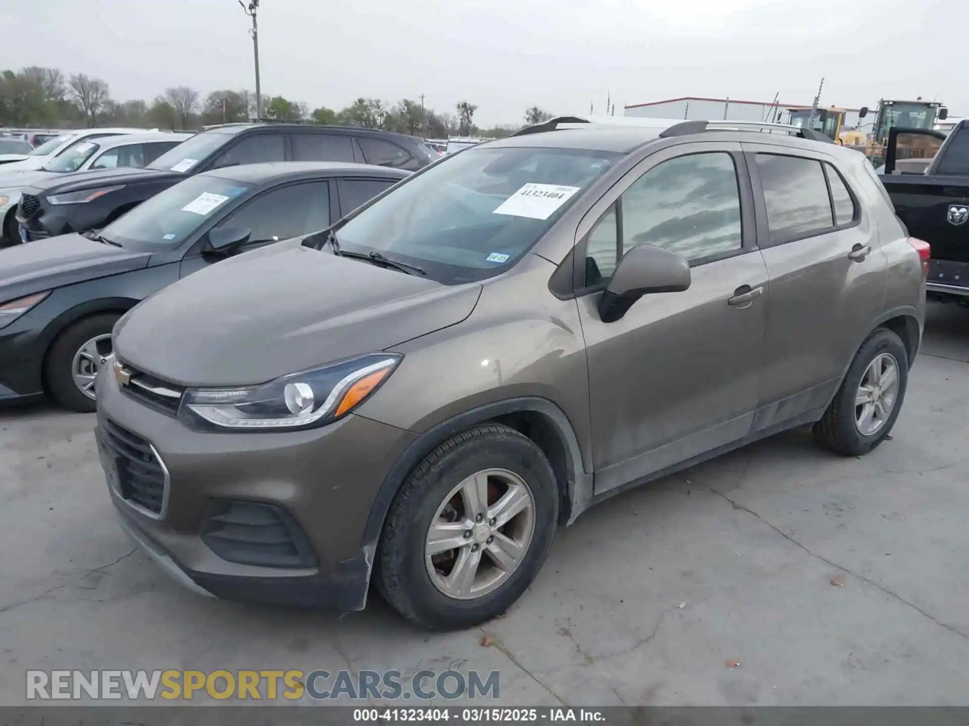 2 Photograph of a damaged car KL7CJLSM6MB368752 CHEVROLET TRAX 2021