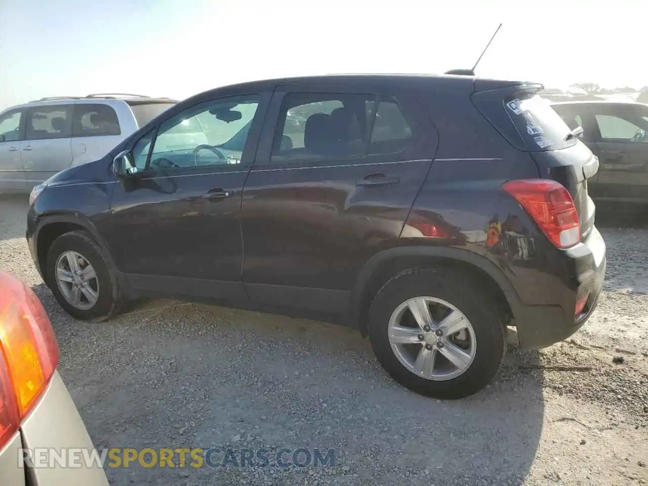 2 Photograph of a damaged car KL7CJNSB1MB354350 CHEVROLET TRAX 2021