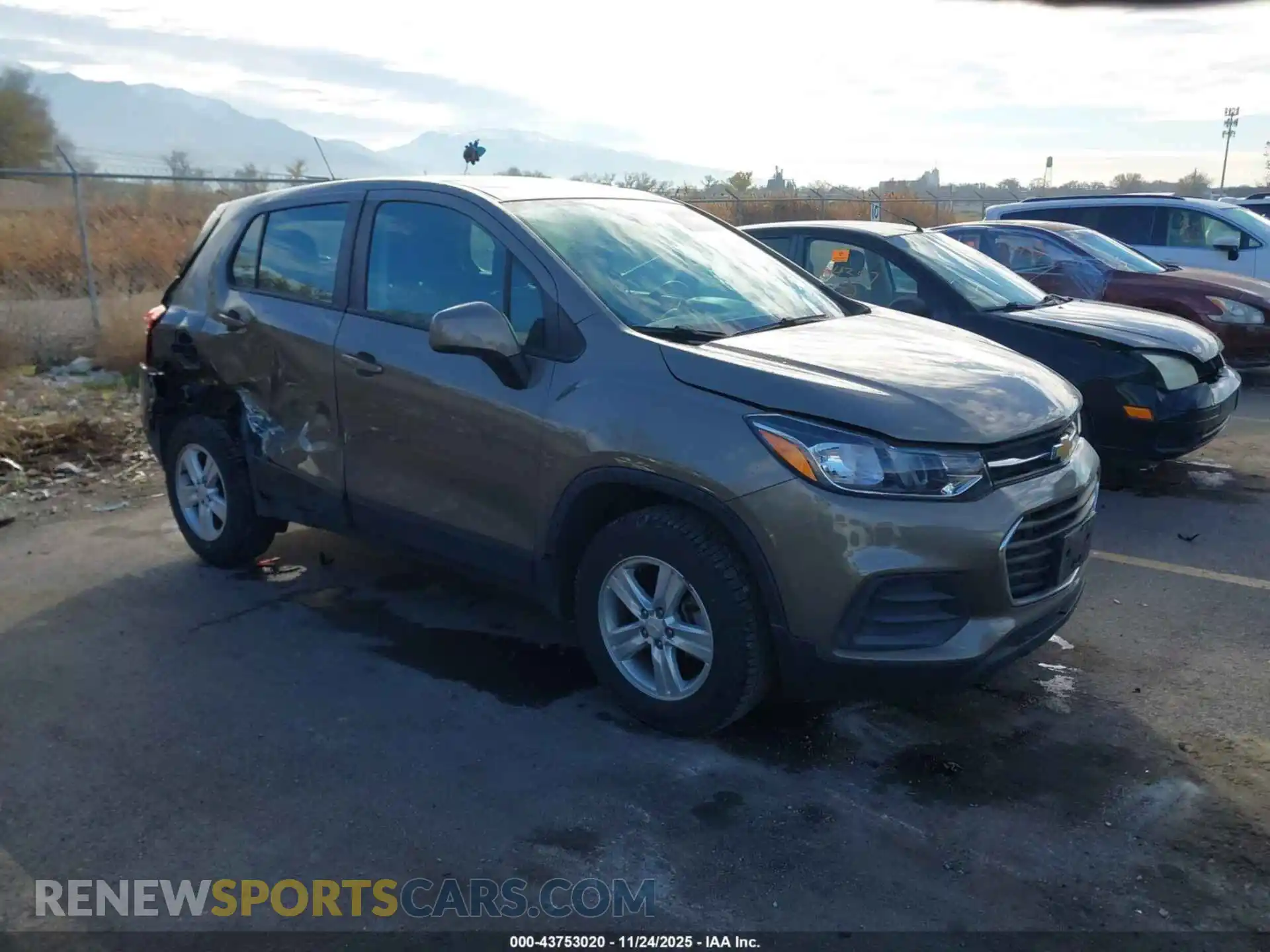 1 Photograph of a damaged car KL7CJNSB1MB358513 CHEVROLET TRAX 2021