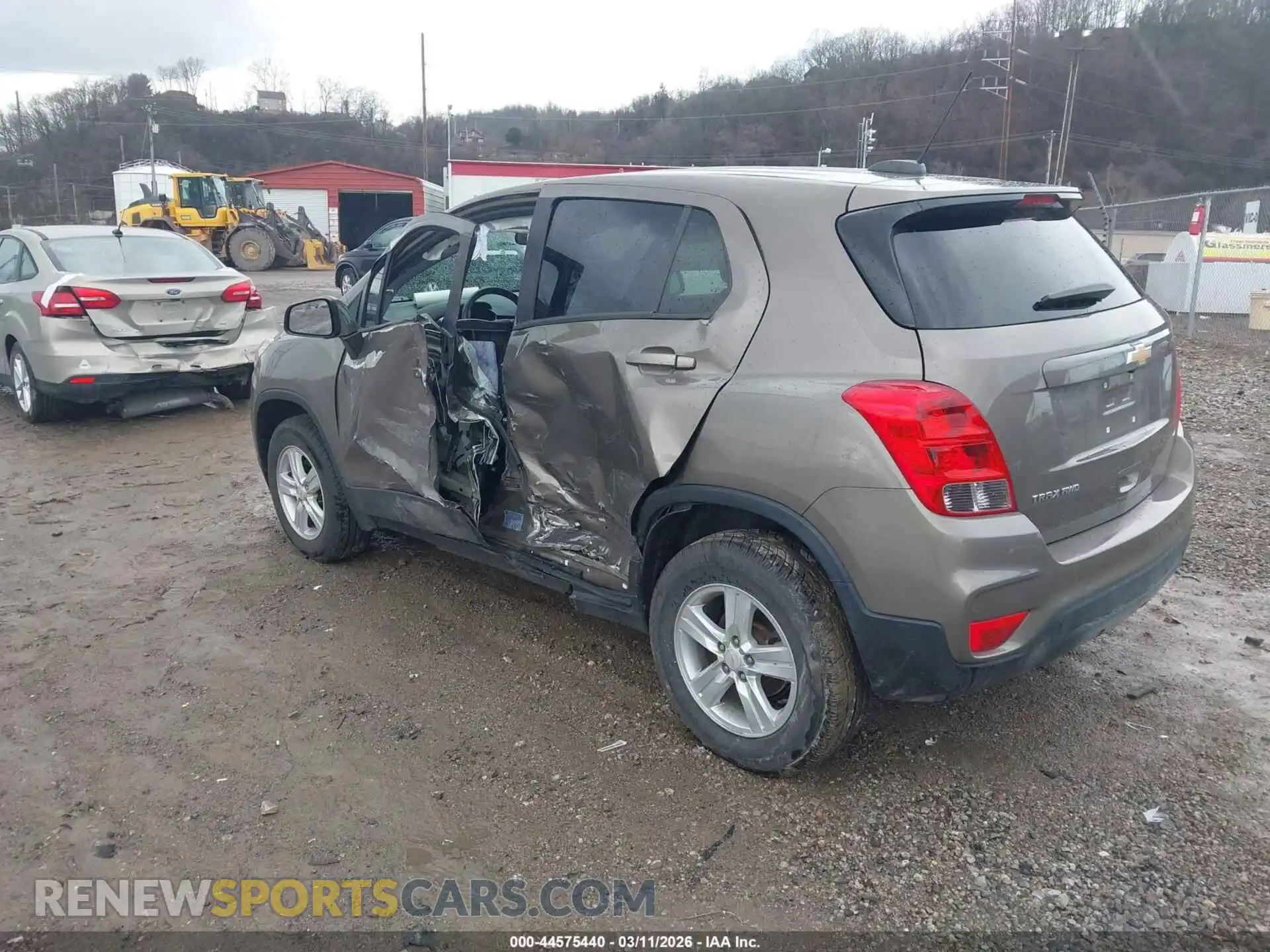 3 Photograph of a damaged car KL7CJNSB8MB317716 CHEVROLET TRAX 2021