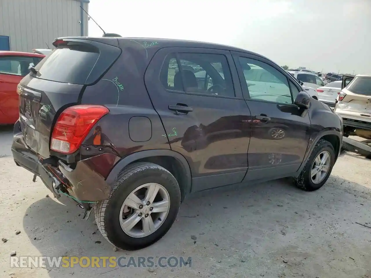 3 Photograph of a damaged car KL7CJNSBXMB348661 CHEVROLET TRAX 2021