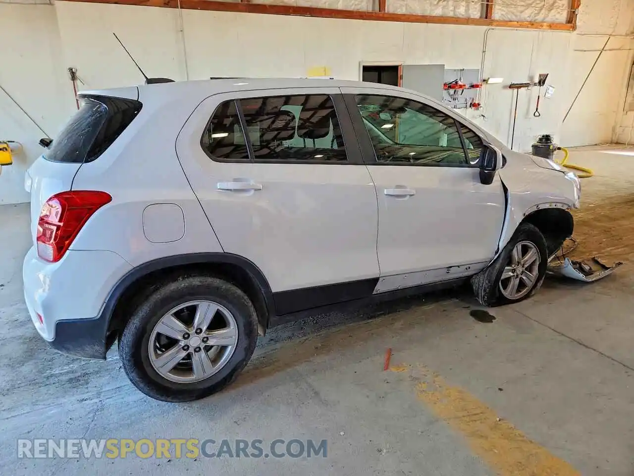 3 fotografías del automóvil dañado KL7CJNSM9MB361547 CHEVROLET TRAX 2021