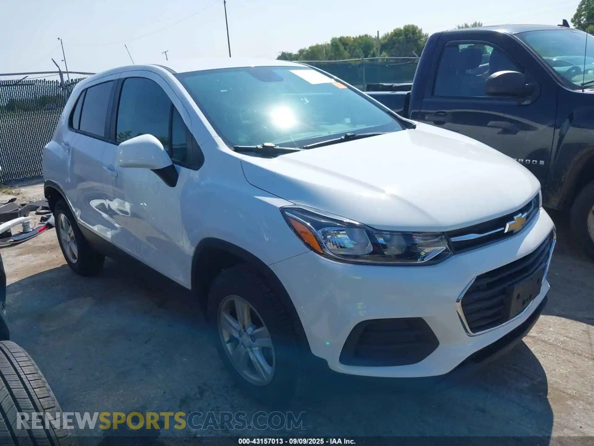 1 Фотография поврежденного автомобиля KL7CJNSMXMB361069 CHEVROLET TRAX 2021