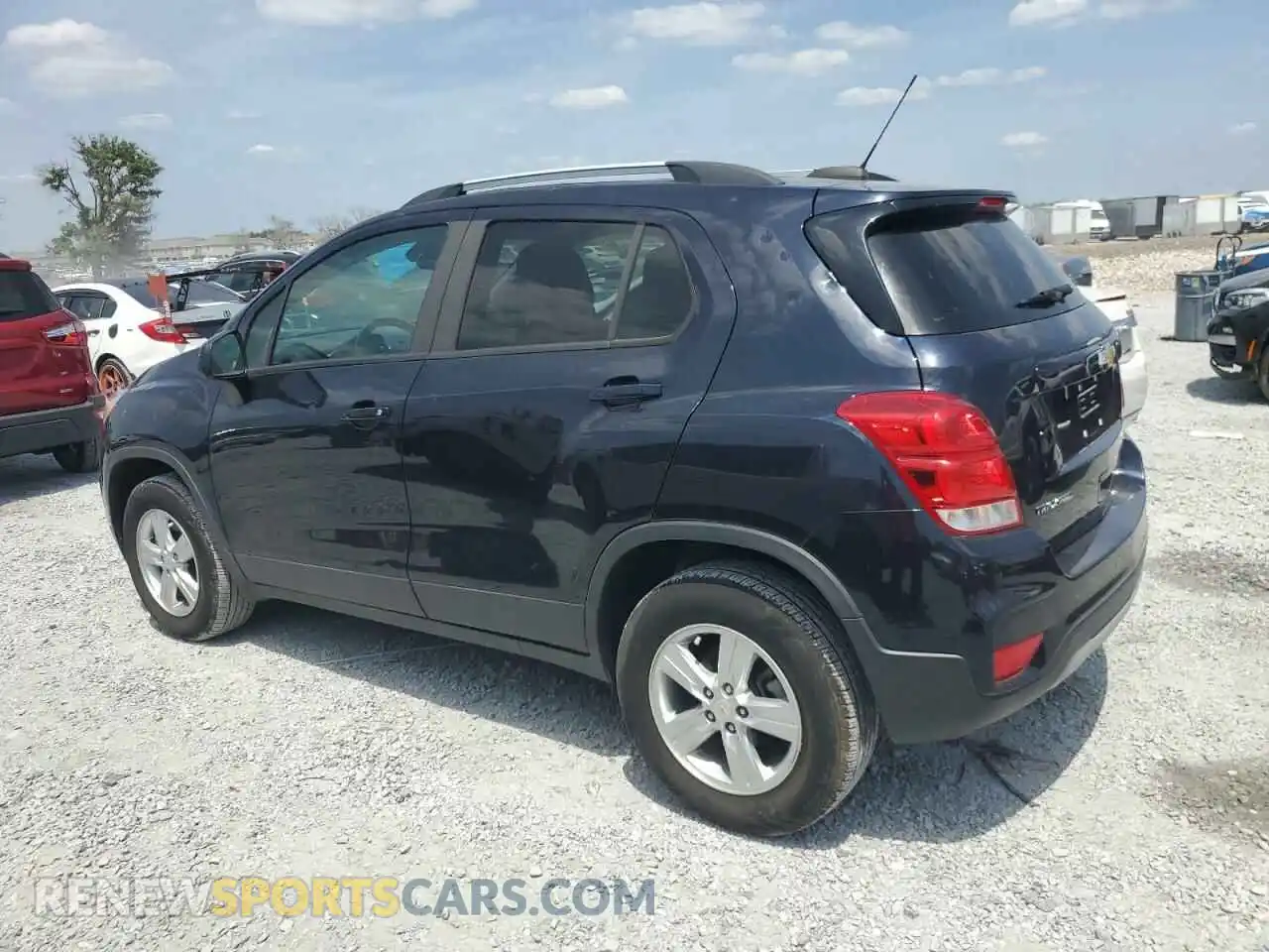 2 Photograph of a damaged car KL7CJPSB1MB331338 CHEVROLET TRAX 2021