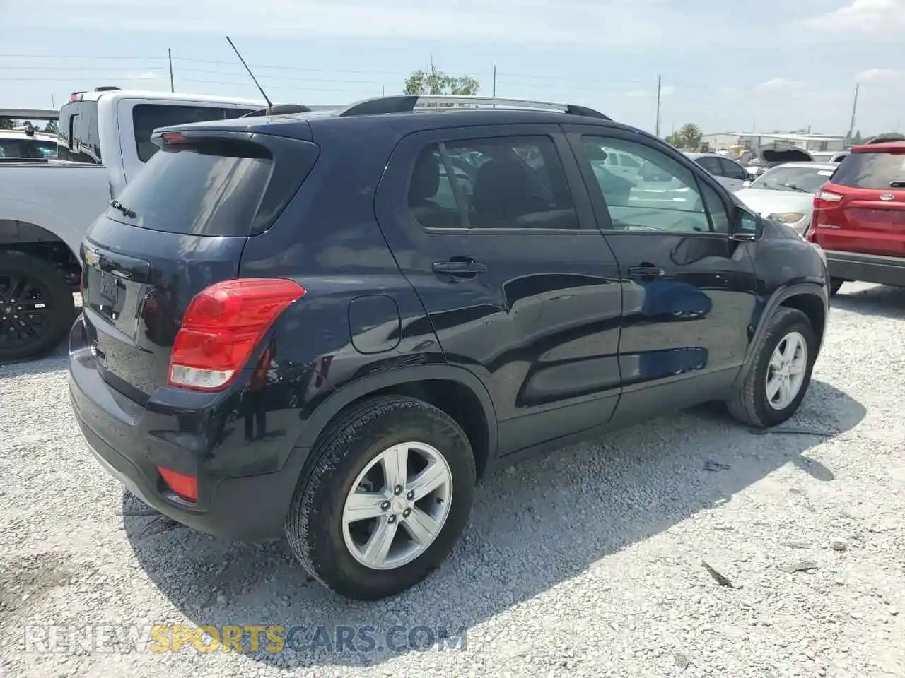 3 Photograph of a damaged car KL7CJPSB1MB331338 CHEVROLET TRAX 2021