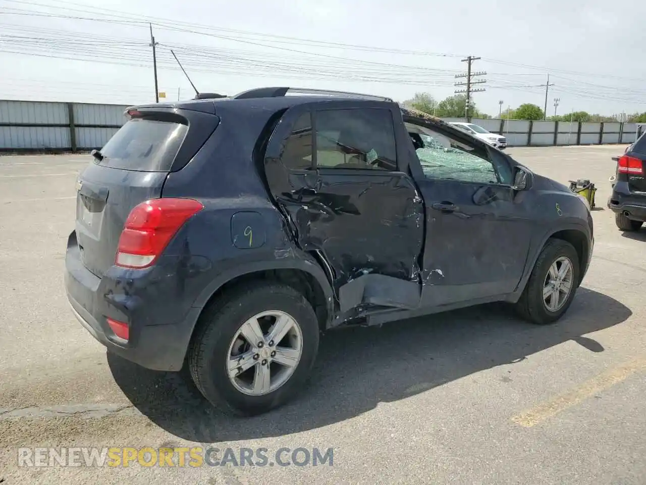 3 Photograph of a damaged car KL7CJPSB5MB322562 CHEVROLET TRAX 2021