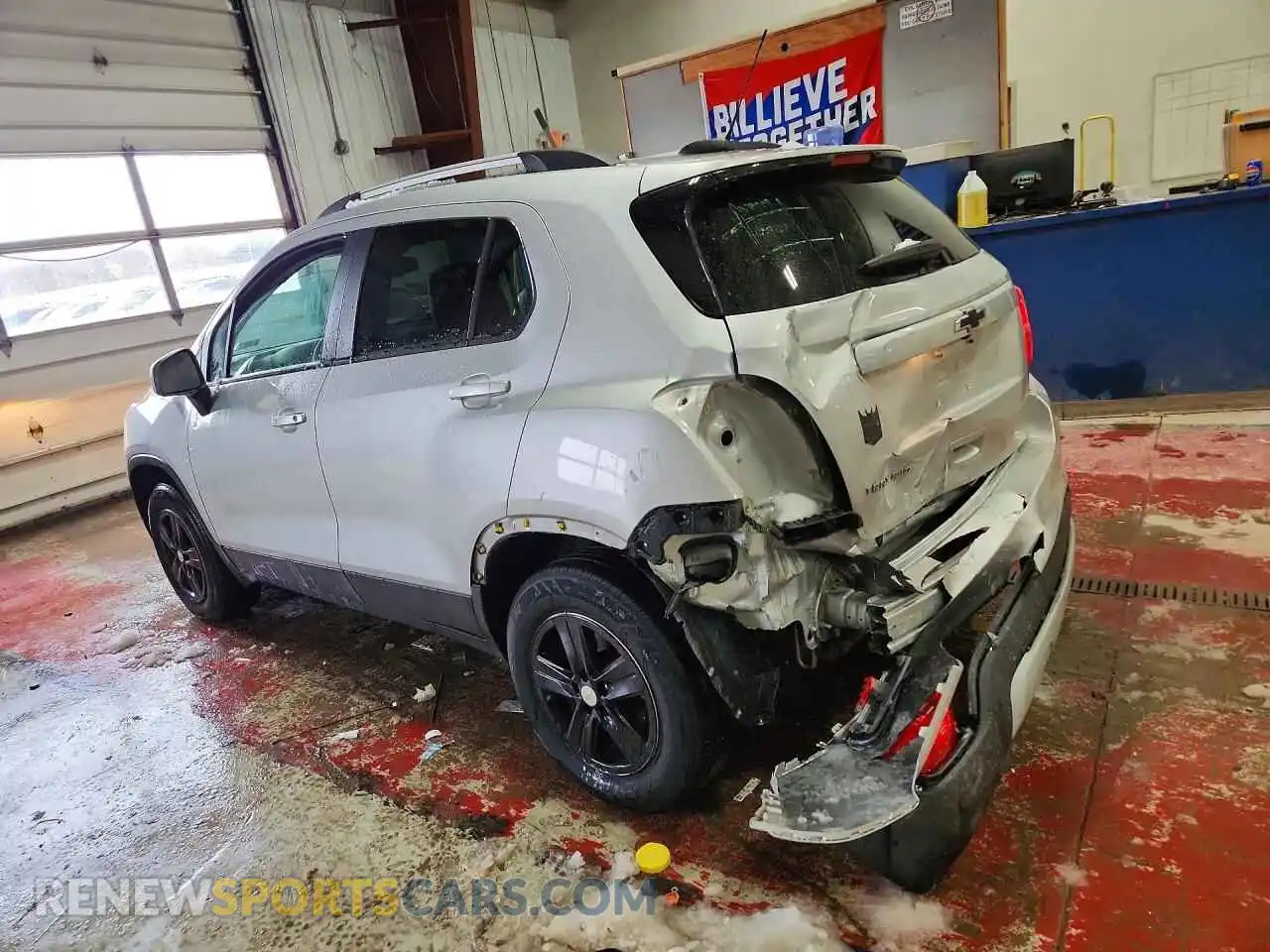 2 Photograph of a damaged car KL7CJPSB6MB320481 CHEVROLET TRAX 2021