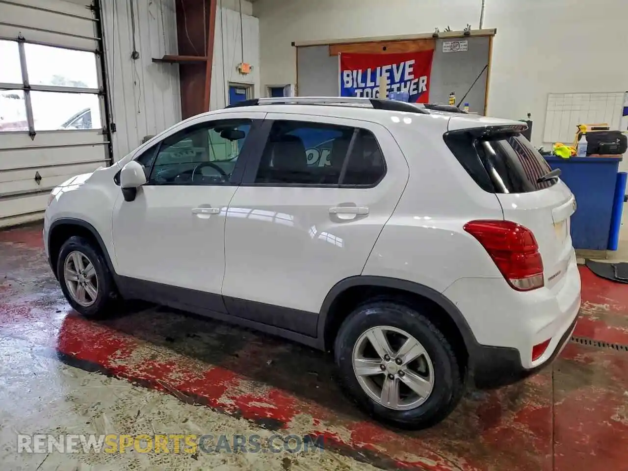 2 Фотография поврежденного автомобиля KL7CJPSB6MB329620 CHEVROLET TRAX 2021