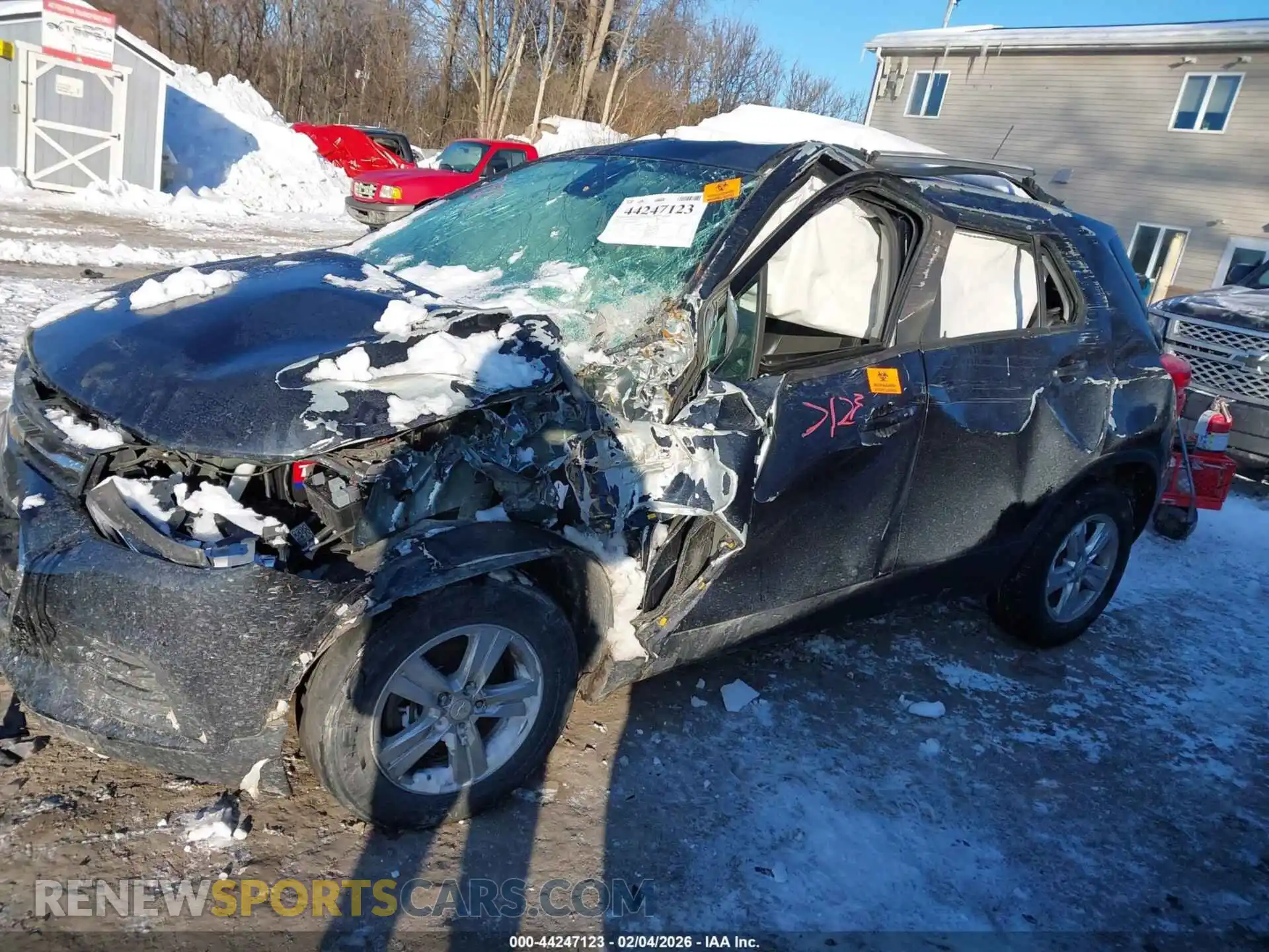 2 Photograph of a damaged car KL7CJPSB6MB359569 CHEVROLET TRAX 2021