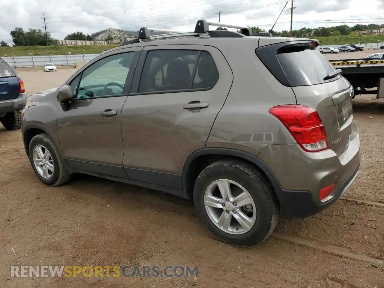 2 Photograph of a damaged car KL7CJPSB8MB335466 CHEVROLET TRAX 2021