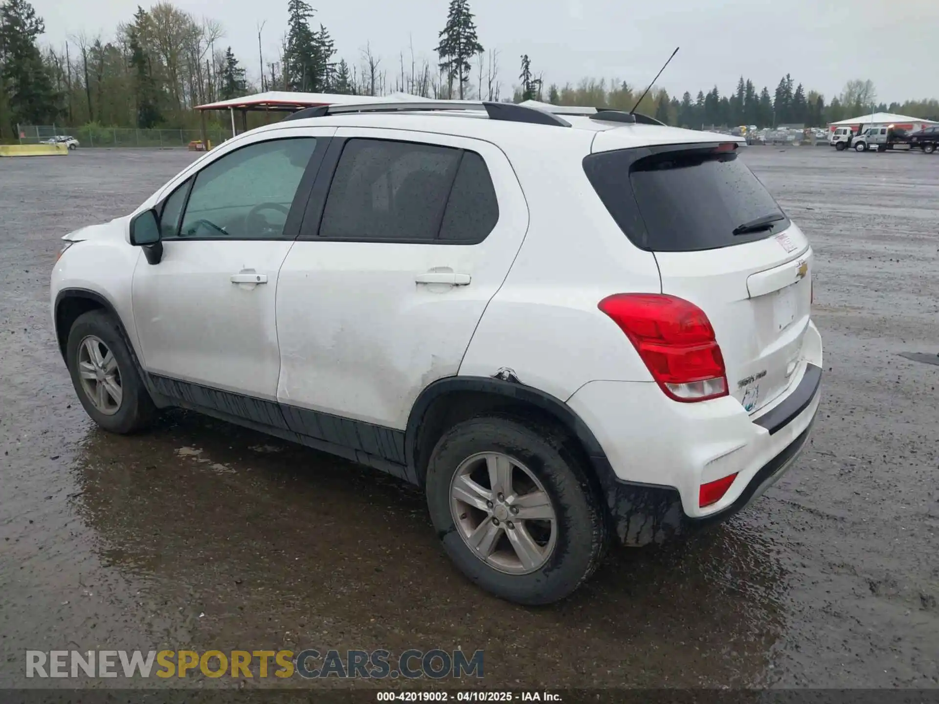 3 Photograph of a damaged car KL7CJPSB9MB331460 CHEVROLET TRAX 2021