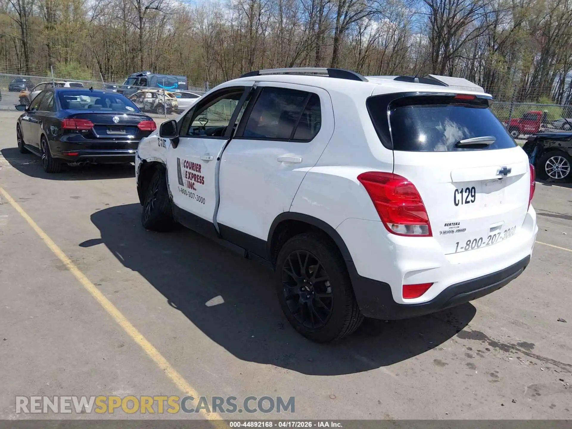 3 Photograph of a damaged car KL7CJPSB9MB356780 CHEVROLET TRAX 2021