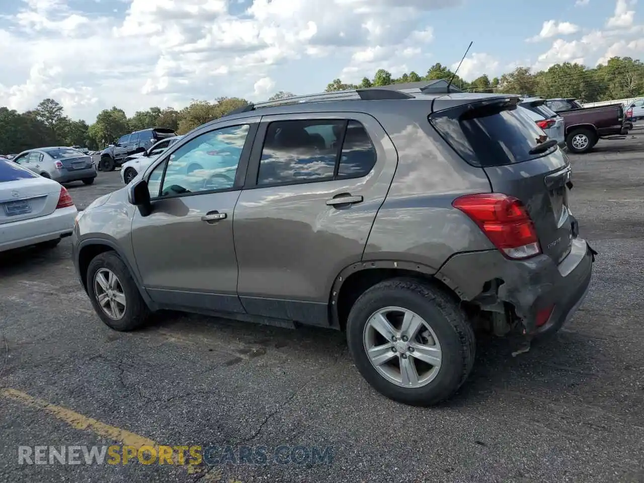 2 Photograph of a damaged car KL7CJPSBXMB343018 CHEVROLET TRAX 2021
