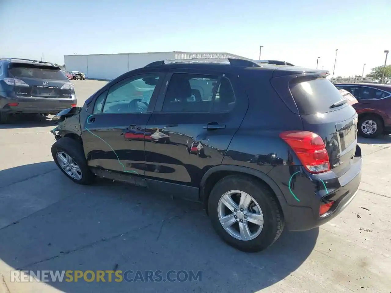2 Photograph of a damaged car KL7CJPSM2MB370618 CHEVROLET TRAX 2021