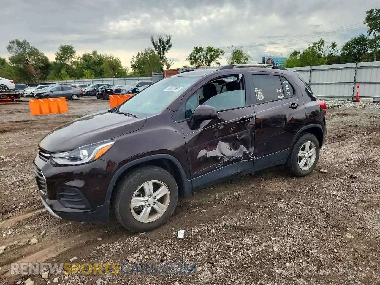 1 Photograph of a damaged car KL7CJPSM3MB369428 CHEVROLET TRAX 2021