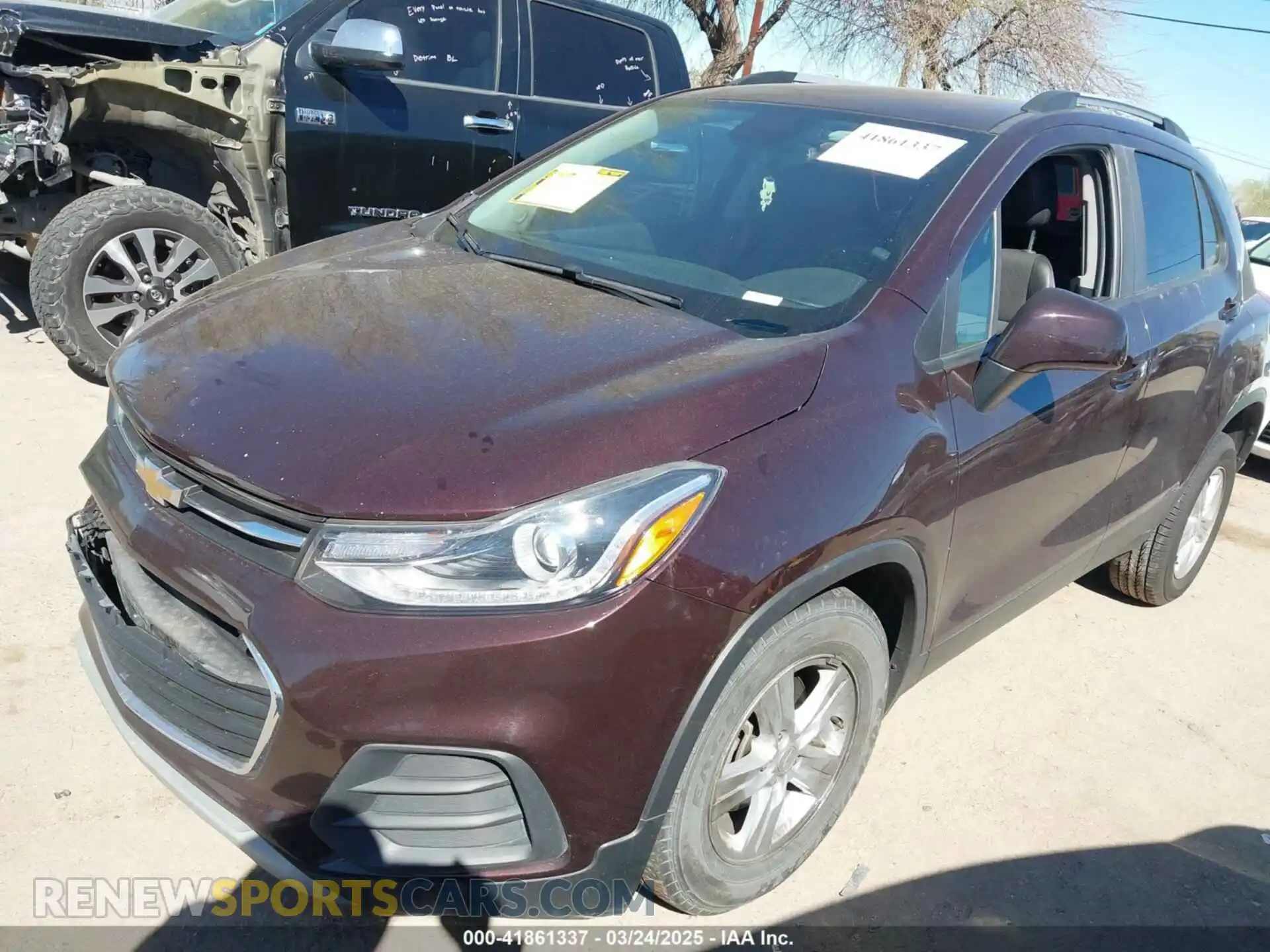 2 Photograph of a damaged car KL7CJPSM4MB364271 CHEVROLET TRAX 2021