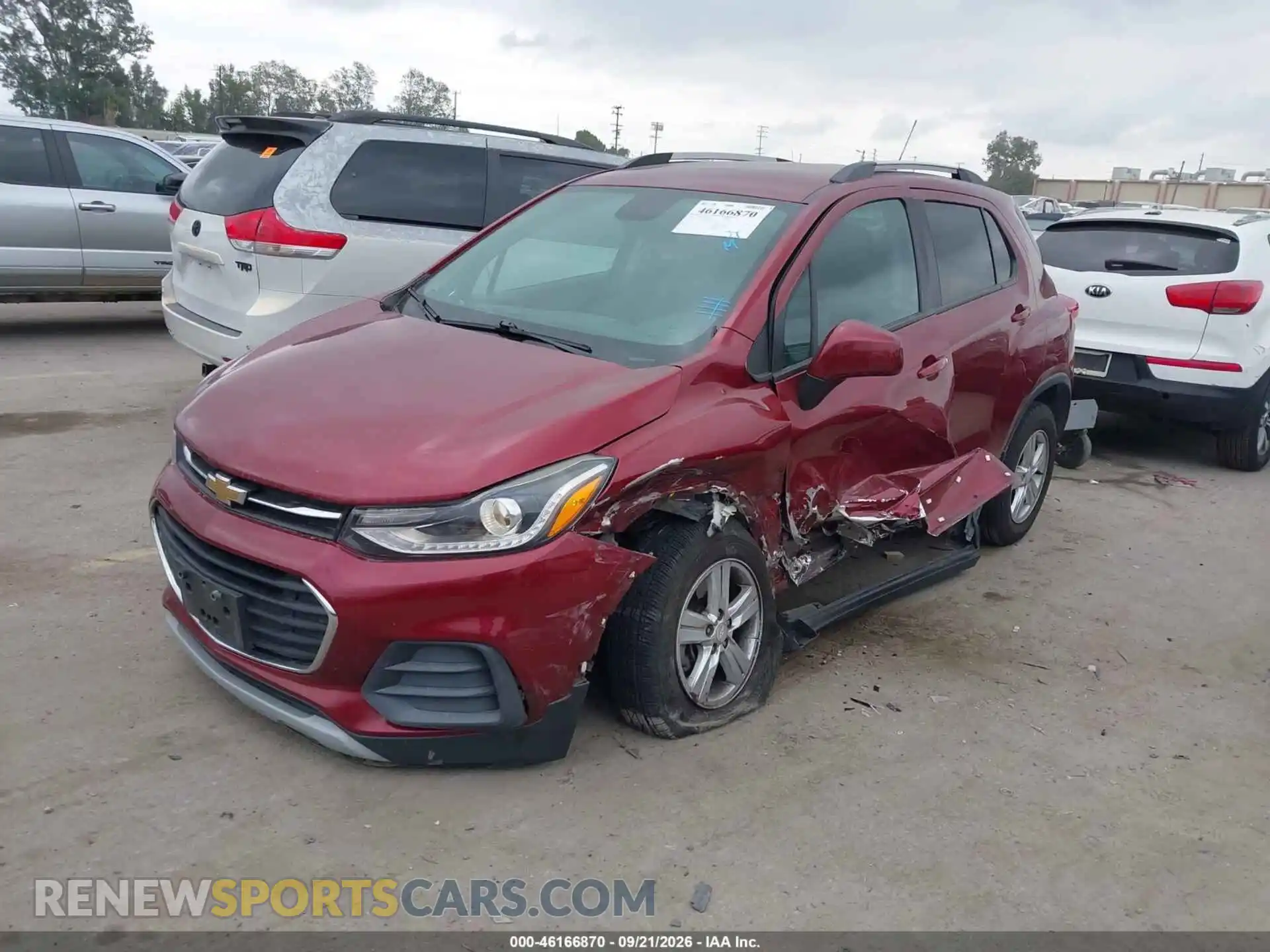 2 Photograph of a damaged car KL7CJPSM5MB371598 CHEVROLET TRAX 2021